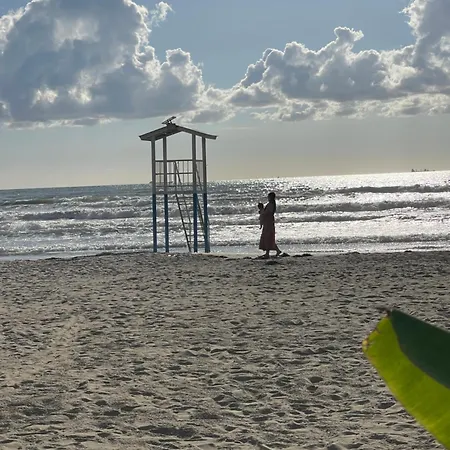 Izabel Seaside Lägenhet *